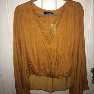 Golden Long sleeve blouse